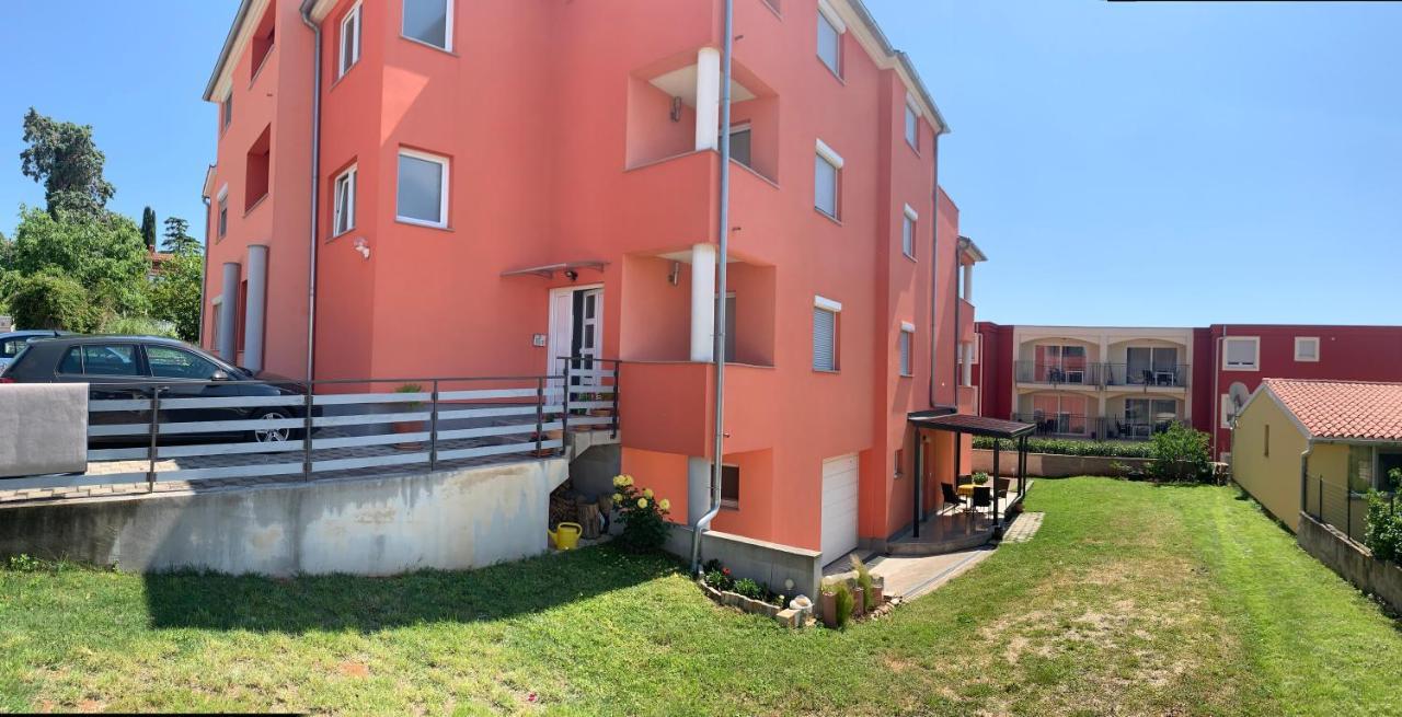 Apartment Luzia Banjole Exterior photo