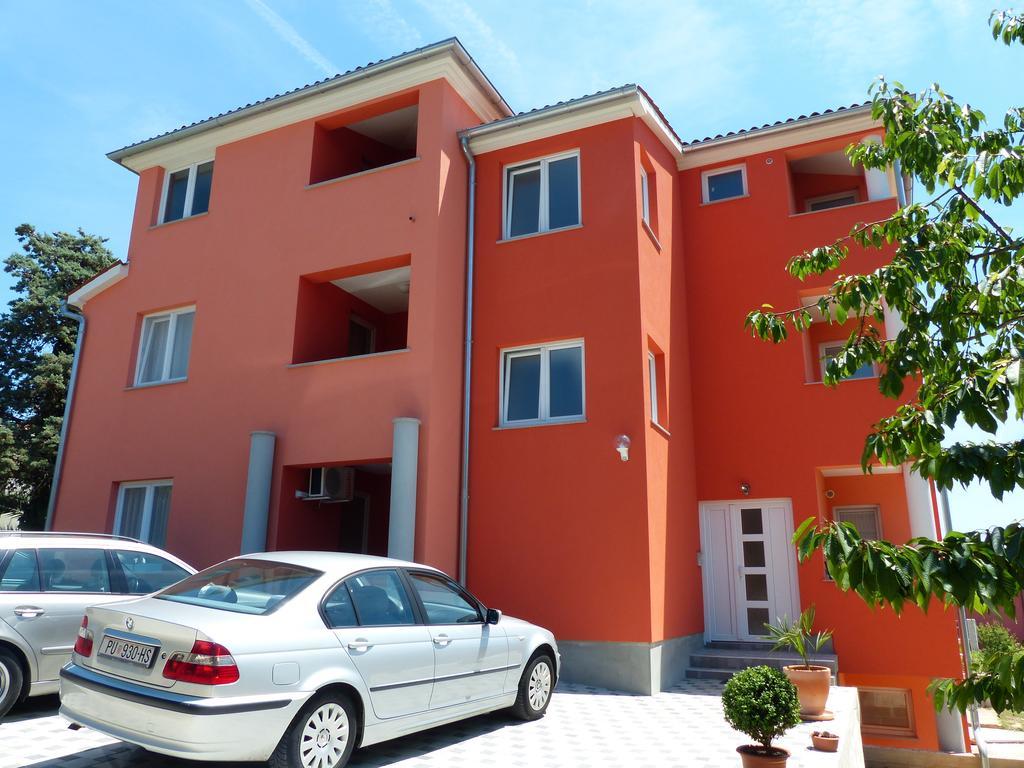 Apartment Luzia Banjole Exterior photo