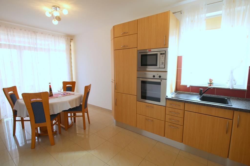Apartment Luzia Banjole Exterior photo