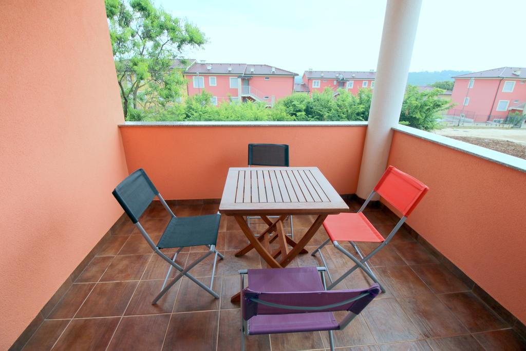 Apartment Luzia Banjole Exterior photo